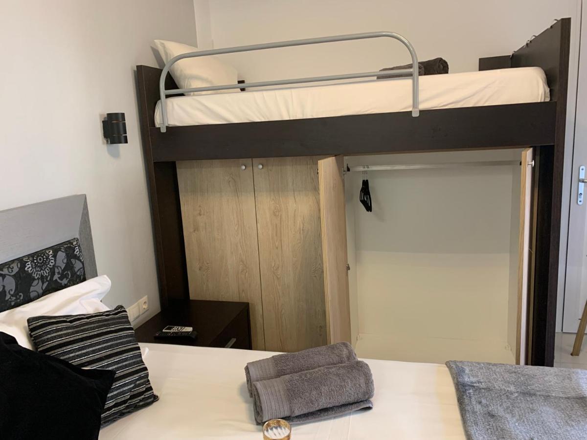 Aparthotel Petros House *