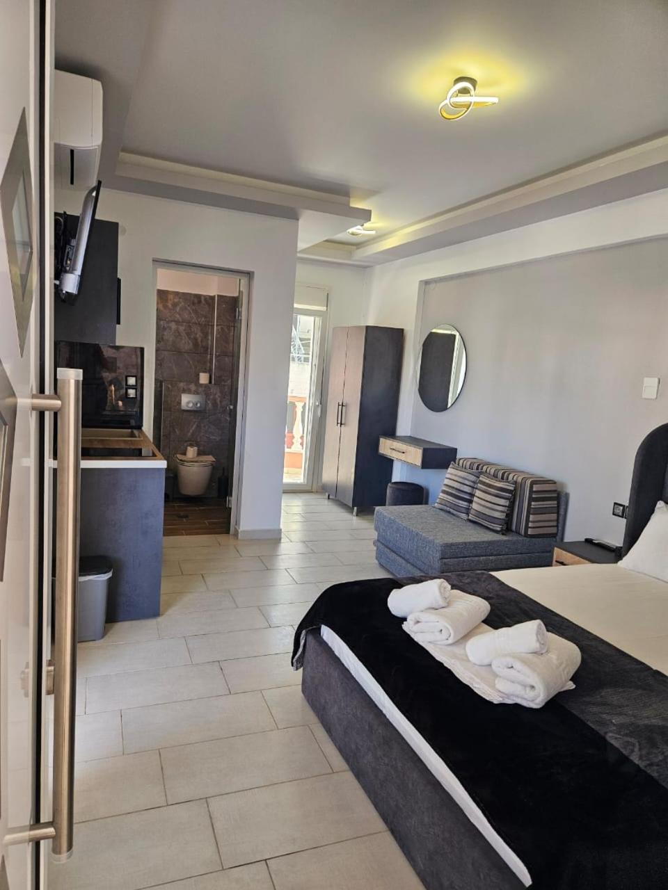 Petros House Aparthotel Sarti